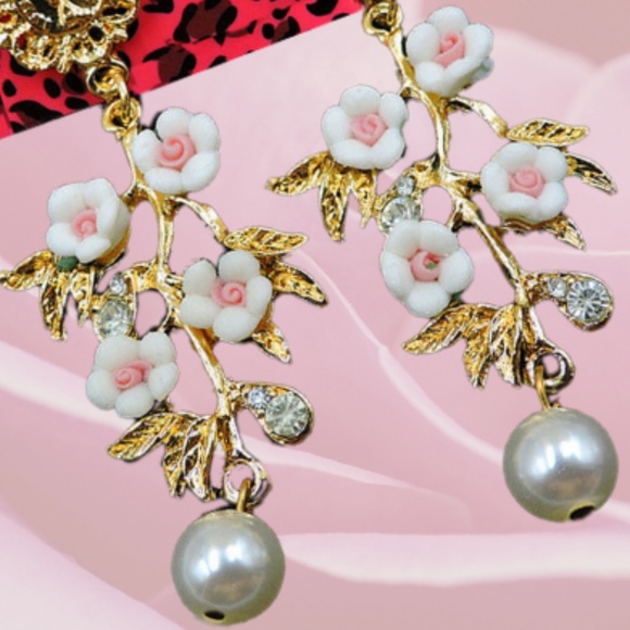 Gold Color Alloy Rhinestone Pearl Flower Pink Drop Jewel earrings Betsey Johnson - Picture 9 of 9
